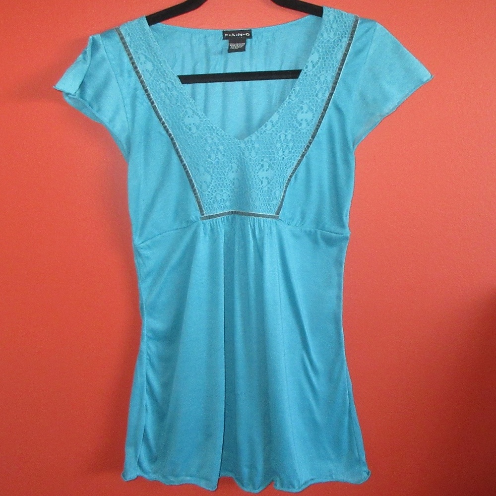 FANG Blue Short Sleeve Blouse – Size Medium